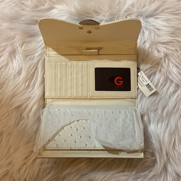 Brand new guess purse and wallet - Picture 7 of 8
